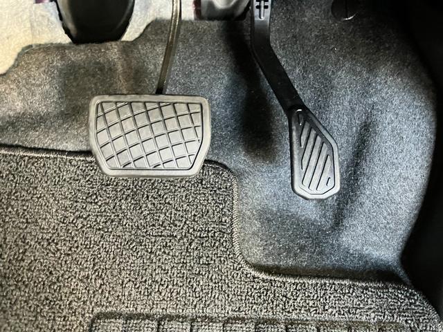 ムーヴキャンバスセオリーGターボ 4WD フルセグナビ Pカメラ ドラレコ衝突被害軽減ブレーキ フルセグナビ DVD再生 Bluetooth USB パノラマカメラ 前後ドラレコ 両側電動スライドドア レーダークルーズ シートヒーター LED オートエアコン エコアイドル(滋賀県)の中古車
