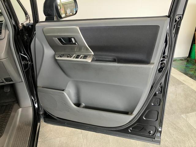 ヴォクシーZS フルセグナビ バックカメラ 両側電動スライドドアフルセグナビ DVD再生 Bluetooth USB バックカメラ ETC 両側電動スライドドア HIDヘッドライト オートライト オートエアコン パドルシフト スマートキー(滋賀県)の中古車