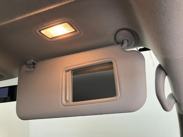 ヴォクシーZS フルセグナビ バックカメラ 両側電動スライドドアフルセグナビ DVD再生 Bluetooth USB バックカメラ ETC 両側電動スライドドア HIDヘッドライト オートライト オートエアコン パドルシフト スマートキー(滋賀県)の中古車