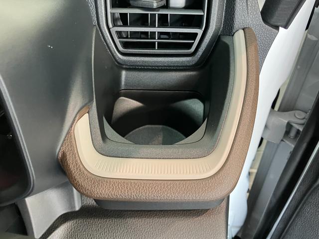 ムーヴＸ　９型ディスプレイオーディオ　Ｂカメラ　届出済未使用車衝突被害軽減ブレーキ　コーナーセンサー　９型ディスプレイオーディオ　フルセグ　Ｂｌｕｅｔｏｏｔｈ　ＵＳＢ　バックカメラ　左側電動スライドドア　ＬＥＤ　ワイヤレス充電器　スマートキー　エコアイドル（滋賀県）の中古車