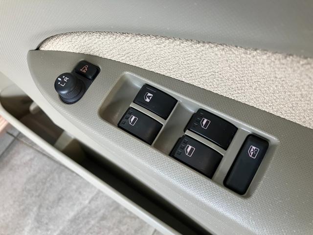 ムーヴX SA CDステレオ 電格ミラー スマートキー 車検整備付衝突被害軽減ブレーキ CDステレオ オートエアコン オートライト 電動格納式ミラー マニュアルレベリング スマートキー エコアイドル タイヤ4本新品交換済み(滋賀県)の中古車