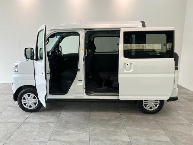 アトレーデッキバン 4WD ターボ 9型D・A 届出済未使用車衝突被害軽減ブレーキ コーナーセンサー 9型ディスプレイオーディオ フルセグ Bluetooth USB バックカメラ レーダークルーズ 両側電動スライドドア LED オートライト オートエアコン(滋賀県)の中古車