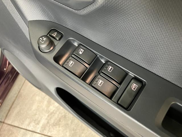 ミライースX SA3 コーナーセンサー LED 届出済未使用車衝突被害軽減ブレーキ スマアシ3 コーナーセンサー バックカメラ(ナビ装着時用) LEDヘッドライト 電動格納式ミラー マニュアルレベリング キーレスエントリー オートライト エコアイドル(滋賀県)の中古車