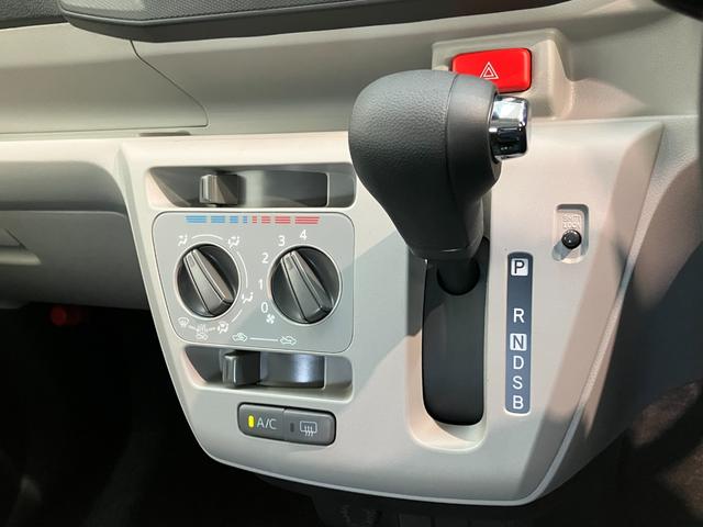 ミライースX SAIII コーナーセンサー 電格ミラー 届出済未使用車衝突被害軽減ブレーキ スマアシ3 コーナーセンサー バックカメラ(ナビ装着時用) LEDヘッドライト 電動格納式ミラー マニュアルレベリング キーレスエントリー オートライト エコアイドル(滋賀県)の中古車