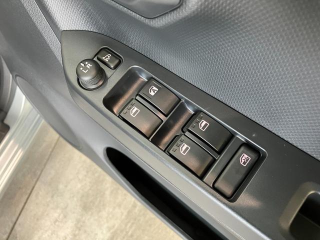ミライースX SAIII コーナーセンサー 電格ミラー 届出済未使用車衝突被害軽減ブレーキ スマアシ3 コーナーセンサー バックカメラ(ナビ装着時用) LEDヘッドライト 電動格納式ミラー マニュアルレベリング キーレスエントリー オートライト エコアイドル(滋賀県)の中古車