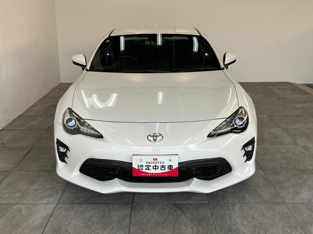 ８６ＧＴ　６ＭＴ　ワンセグナビ　Ｂカメラ　ＬＥＤ　前後ドラレコ６速マニュアルミッション車　ワンセグナビ　Ｂｌｕｅｔｏｏｔｈ　バックカメラ　前後ドラレコ　ＥＴＣ　オートエアコン　ＬＥＤヘッドライト　オートライト　クルーズコントロール　スマートキー（滋賀県）の中古車