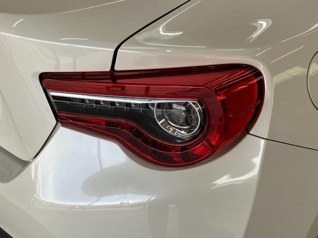 ８６ＧＴ　６ＭＴ　ワンセグナビ　Ｂカメラ　ＬＥＤ　前後ドラレコ６速マニュアルミッション車　ワンセグナビ　Ｂｌｕｅｔｏｏｔｈ　バックカメラ　前後ドラレコ　ＥＴＣ　オートエアコン　ＬＥＤヘッドライト　オートライト　クルーズコントロール　スマートキー（滋賀県）の中古車