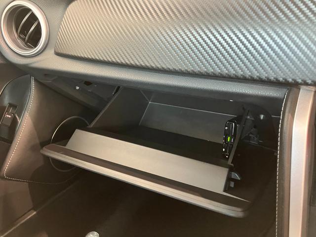 ８６ＧＴ　６ＭＴ　ワンセグナビ　Ｂカメラ　ＬＥＤ　前後ドラレコ６速マニュアルミッション車　ワンセグナビ　Ｂｌｕｅｔｏｏｔｈ　バックカメラ　前後ドラレコ　ＥＴＣ　オートエアコン　ＬＥＤヘッドライト　オートライト　クルーズコントロール　スマートキー（滋賀県）の中古車
