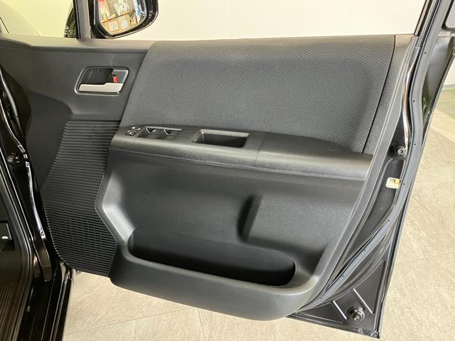 フリードスパイクＧ　ジャストセレクション　左側電動スライドドア　ＥＴＣ車載器左側電動スライドドア　ＥＴＣ　ＣＤチューナー　ＨＩＤ　オートライト　オートエアコン　電動格納式ドアミラー　キーレス　チルトステアリング　シートリフター　タイヤ４本新品交換済み（滋賀県）の中古車
