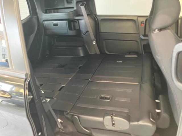 フリードスパイクＧ　ジャストセレクション　左側電動スライドドア　ＥＴＣ車載器左側電動スライドドア　ＥＴＣ　ＣＤチューナー　ＨＩＤ　オートライト　オートエアコン　電動格納式ドアミラー　キーレス　チルトステアリング　シートリフター　タイヤ４本新品交換済み（滋賀県）の中古車