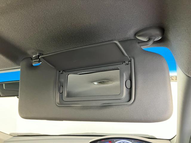 フリードスパイクＧ　ジャストセレクション　左側電動スライドドア　ＥＴＣ車載器左側電動スライドドア　ＥＴＣ　ＣＤチューナー　ＨＩＤ　オートライト　オートエアコン　電動格納式ドアミラー　キーレス　チルトステアリング　シートリフター　タイヤ４本新品交換済み（滋賀県）の中古車