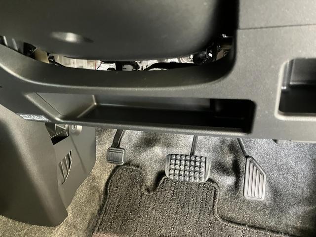 タントカスタムXトップエディションSA2 4WD ナビ Bカメラ衝突被害軽減ブレーキ フルセグナビ Bluetooth DVD再生 USB バックカメラ 左側電動スライドドア LED オートライト オートエアコン 電格ミラー スマートキー エコアイドル 4WD(滋賀県)の中古車