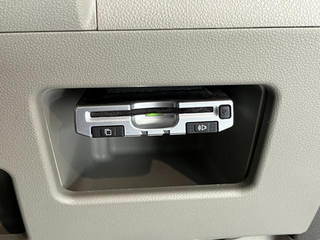 タントＬ　ＳＡ２　４ＷＤ　ナビ　バックカメラ　ＥＴＣ　キーレス衝突被害軽減ブレーキ　ナビ　ＤＶＤ再生　Ｂｌｕｅｔｏｏｔｈ　ＵＳＢ　バックカメラ　ＥＴＣ　電動格納式ミラー　マニュアルレベリング　キーレスエントリー　両側スライドドア　エコアイドル　フルタイム４ＷＤ（滋賀県）の中古車