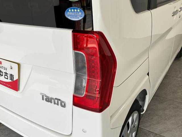 タントＬ　ＳＡ２　４ＷＤ　ナビ　バックカメラ　ＥＴＣ　キーレス衝突被害軽減ブレーキ　ナビ　ＤＶＤ再生　Ｂｌｕｅｔｏｏｔｈ　ＵＳＢ　バックカメラ　ＥＴＣ　電動格納式ミラー　マニュアルレベリング　キーレスエントリー　両側スライドドア　エコアイドル　フルタイム４ＷＤ（滋賀県）の中古車