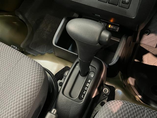 ハイゼットトラックジャンボＳＡ３ｔ　４ＷＤ　ＡＴ車　フルセグナビ　ドラレコ衝突被害軽減ブレーキ　スマアシ　フルセグナビ　ＤＶＤ再生　Ｂｌｕｅｔｏｏｔｈ　ＵＳＢ　ドラレコ　ＥＴＣ　ＬＥＤ　オートライト　パワーウインドウ　キーレスエントリー　荷台作業灯　パートタイム４ＷＤ（滋賀県）の中古車