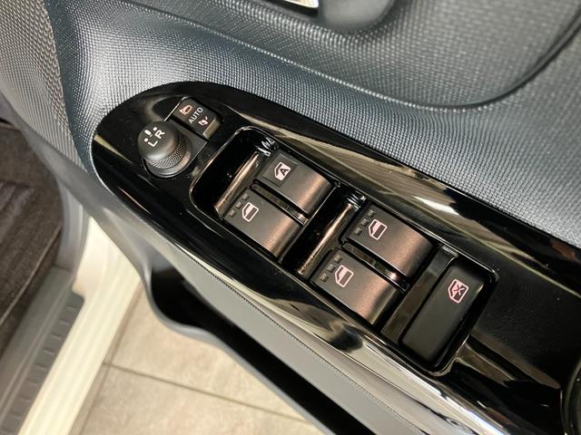 ムーヴキャンバスＧブラックアクセントＶＳ　ＳＡ３　８型ナビ　パノラマカメラ衝突被害軽減ブレーキ　８型フルセグナビ　ＤＶＤ　Ｂｌｕｅｔｏｏｔｈ　ＵＳＢ　パノラマカメラ　前後ドラレコ　両側電動スライド　シートヒーター　ＬＥＤ　オートエアコン　エコアイドル　タイヤ４本新品交換済（滋賀県）の中古車