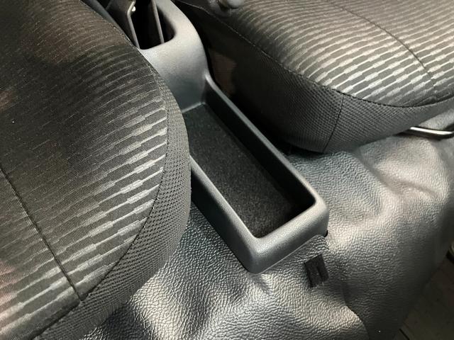 ハイゼットカーゴＤＸ　４ＷＤ　キーレス　前席パワーウインドウ衝突被害軽減ブレーキ　スマアシ　パートタイム４ＷＤ　コーナーセンサー　前席パワーウインドウ　ＡＭ／ＦＭステレオ　両側スライドドア　オートライト　マニュアルレベリング　キーレスエントリー（滋賀県）の中古車