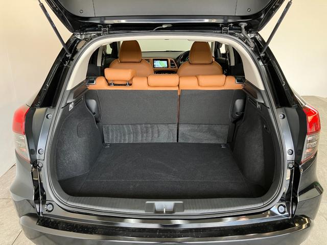ヴェゼルハイブリッドZ・ホンダセンシング 8型ナビ バックカメラ衝突被害軽減ブレーキ 8型フルセグナビ DVD Bluetooth USB バックカメラ 前後ドラレコ ETC LED パドルシフト レーダークルーズ オートエアコン スマートキー エコアイドル(滋賀県)の中古車