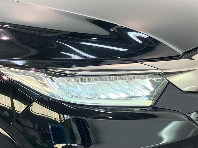 ヴェゼルハイブリッドZ・ホンダセンシング 8型ナビ バックカメラ衝突被害軽減ブレーキ 8型フルセグナビ DVD Bluetooth USB バックカメラ 前後ドラレコ ETC LED パドルシフト レーダークルーズ オートエアコン スマートキー エコアイドル(滋賀県)の中古車