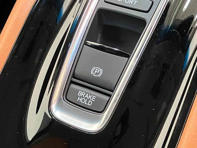 ヴェゼルハイブリッドZ・ホンダセンシング 8型ナビ バックカメラ衝突被害軽減ブレーキ 8型フルセグナビ DVD Bluetooth USB バックカメラ 前後ドラレコ ETC LED パドルシフト レーダークルーズ オートエアコン スマートキー エコアイドル(滋賀県)の中古車