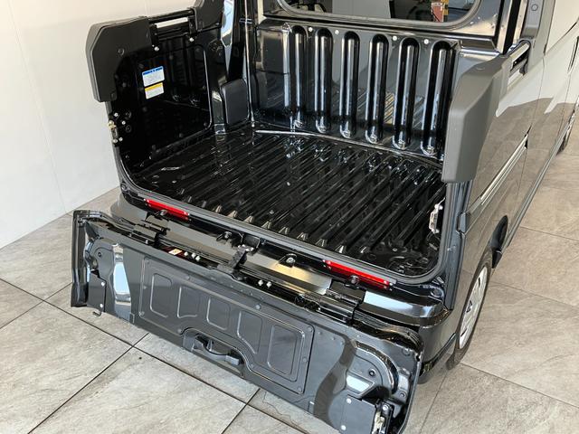 アトレーデッキバン　４ＷＤ　ターボ　９型Ｄ・Ａ　届出済未使用車衝突被害軽減ブレーキ　コーナーセンサー　９型ディスプレイオーディオ　フルセグ　Ｂｌｕｅｔｏｏｔｈ　ＵＳＢ　バックカメラ　レーダークルーズ　両側電動スライドドア　ＬＥＤ　オートライト　オートエアコン（滋賀県）の中古車