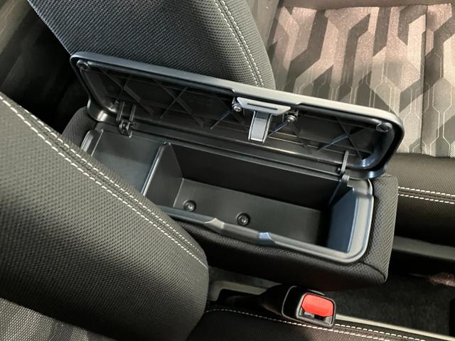 タフトＧ　ダーククロムベンチャー　フルセグナビ　Ｂカメラ　ドラレコ衝突被害軽減ブレーキ　コーナーセンサー　フルセグナビ　ＤＶＤ再生　Ｂｌｕｅｔｏｏｔｈ　ＵＳＢ　バックカメラ　ドラレコ　前席シートヒーター　電動パーキングブレーキ　ＬＥＤ　オートエアコン　スマートキー（滋賀県）の中古車