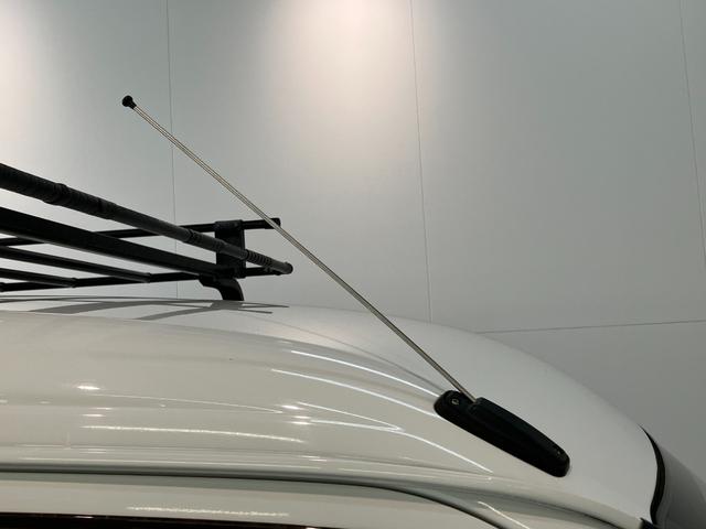 ハイゼットカーゴスペシャル　２シーター　４ＷＤ　５ＭＴ　両側スライドドアＡＭ／ＦＭラジオ　エアコン　パワステ　両側スライドドア　３０キロ用ルーフキャリア　マニュアルレベリング　パートタイム４ＷＤ　５速マニュアルミッション車（滋賀県）の中古車