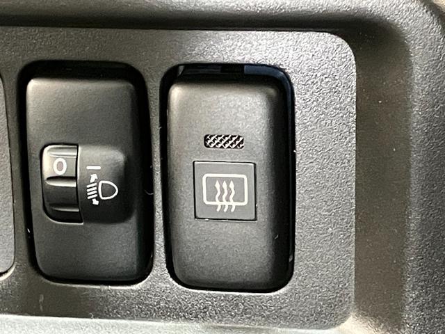 ハイゼットカーゴスペシャル　２シーター　４ＷＤ　５ＭＴ　両側スライドドアＡＭ／ＦＭラジオ　エアコン　パワステ　両側スライドドア　３０キロ用ルーフキャリア　マニュアルレベリング　パートタイム４ＷＤ　５速マニュアルミッション車（滋賀県）の中古車
