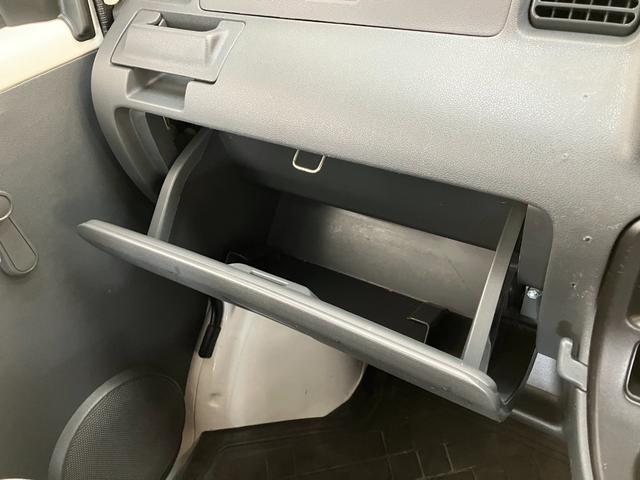 ハイゼットカーゴスペシャル　２シーター　４ＷＤ　５ＭＴ　両側スライドドアＡＭ／ＦＭラジオ　エアコン　パワステ　両側スライドドア　３０キロ用ルーフキャリア　マニュアルレベリング　パートタイム４ＷＤ　５速マニュアルミッション車（滋賀県）の中古車