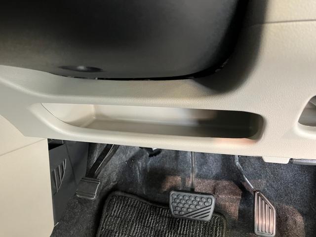 ムーヴＸリミテッド２　ＳＡ３　フルセグナビ　バックカメラ　ＬＥＤ衝突被害軽減ブレーキ　フルセグナビ　ＤＶＤ　Ｂｌｕｅｔｏｏｔｈ　ＵＳＢ　バックカメラ　ドラレコ　ＥＴＣ　シートヒーター　ＬＥＤ　オートライト　スマートキー　エコアイドル　タイヤ４本新品交換済（滋賀県）の中古車