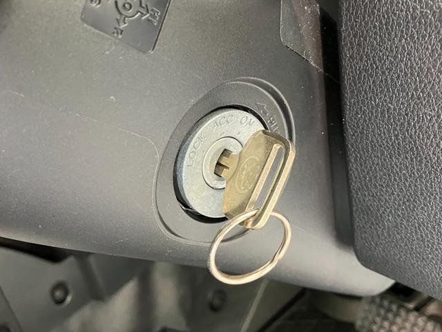 ハイゼットトラックスタンダード 4WD CVT車 ストロング防錆仕様衝突被害軽減ブレーキ コーナーセンサー パートタイム4WD AM/FMラジオ マニュアルエアコン マニュアルレベリング オートライト ストロング防錆仕様(滋賀県)の中古車