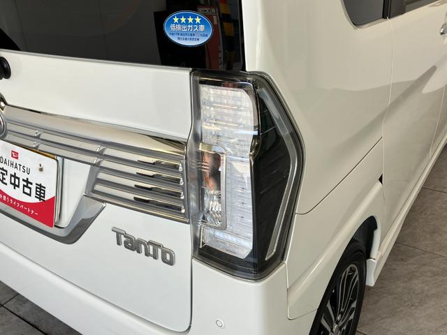 タントカスタムRSトップエディションSA2 ターボ 両側パワスラ衝突被害軽減ブレーキ CDステレオ USB バックカメラ(ナビ装着時用) 両側電動スライドドア LEDヘッドライト オートライト オートエアコン 電動格納式ミラー スマートキー エコアイドル ターボ(滋賀県)の中古車