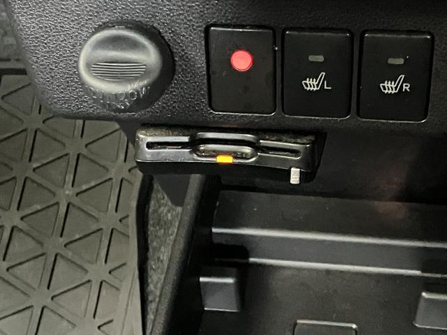 ミライースG SAIII フルセグナビ Bカメラ ドラレコ 車検整備付衝突被害軽減ブレーキ コーナーセンサー フルセグナビ DVD Bluetooth USB バックカメラ ドラレコ ETC LED シートヒーター スマートキー エコアイドル タイヤ4本新品交換済(滋賀県)の中古車