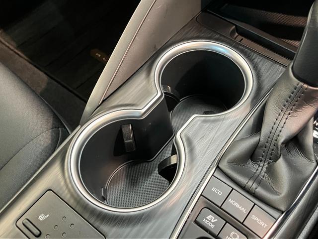 アルティスG フルセグナビ パノラマカメラ レーダークルーズトヨタセーフティセンス コーナーセンサー フルセグナビ Bluetooth パノラマカメラ ETC レーダークルーズ シートヒーター LED スマートキー パワーシート オートエアコン ハイブリッド車(滋賀県)の中古車