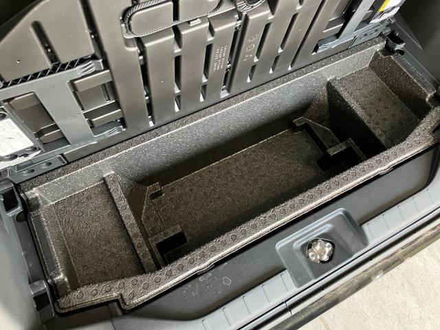 タントカスタムＸリミテッド　１０型ナビ　ドラレコ　届出済未使用車衝突被害軽減ブレーキ　コーナーセンサー　１０型フルセグナビ　Ｂｌｕｅｔｏｏｔｈ　ＤＶＤ再生　ＵＳＢ　パノラマカメラ　前後ドラレコ　両側電動スライドドア　前席シートヒーター　ＬＥＤ　レーダークルーズ（滋賀県）の中古車