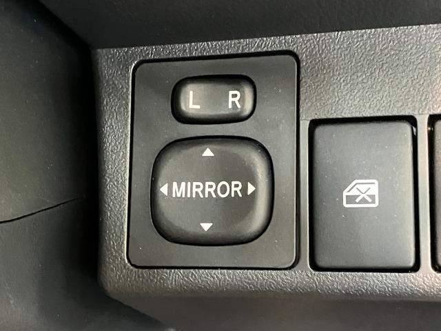 コペンローブ　フルセグナビ　シートヒーター　走行２３００ＫＭ台電動オープンルーフ　フルセグナビ　ＤＶＤ再生　Ｂｌｕｅｔｏｏｔｈ　シートヒーター　ＬＥＤヘッドライト　オートライト　オートエアコン　スマートキー　エコアイドル（滋賀県）の中古車