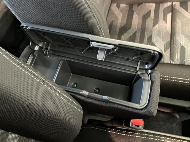 タフトGダーククロムベンチャー ナビ 前後ドラレコ 届出済未使用車衝突被害軽減ブレーキ コーナーセンサー フルセグナビ DVD再生 Bluetooth USB バックカメラ 前後ドラレコ 前席シートヒーター LED オートエアコン レーダークルーズ エコアイドル(滋賀県)の中古車