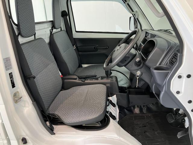 NT100クリッパートラックDX セーフティパッケージ 2WD AT車 走行1万3千キロ衝突被害軽減ブレーキ エアコン パワステ オートライト マニュアルレベリング AM/FMラジオ ゲートプロテクター ガードフレームプロテクター キャビンバックプロテクター タイヤ4本新品交換済み(滋賀県)の中古車