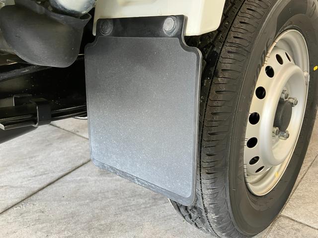 NT100クリッパートラックDX セーフティパッケージ 2WD AT車 走行1万3千キロ衝突被害軽減ブレーキ エアコン パワステ オートライト マニュアルレベリング AM/FMラジオ ゲートプロテクター ガードフレームプロテクター キャビンバックプロテクター タイヤ4本新品交換済み(滋賀県)の中古車