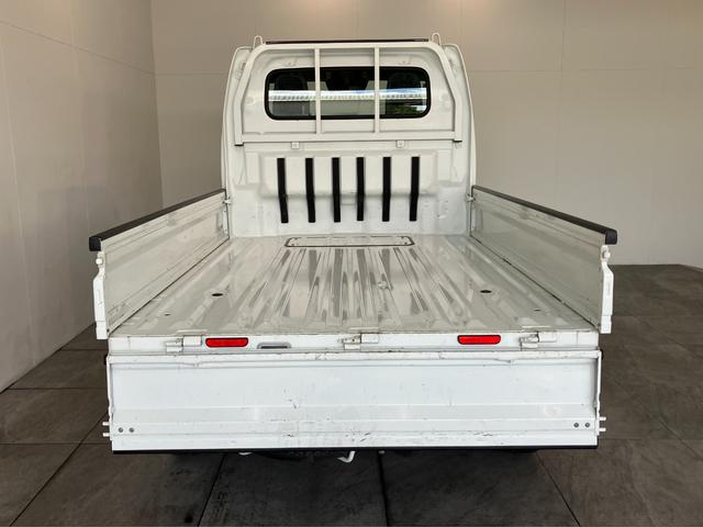 NT100クリッパートラックDX セーフティパッケージ 2WD AT車 走行1万3千キロ衝突被害軽減ブレーキ エアコン パワステ オートライト マニュアルレベリング AM/FMラジオ ゲートプロテクター ガードフレームプロテクター キャビンバックプロテクター タイヤ4本新品交換済み(滋賀県)の中古車