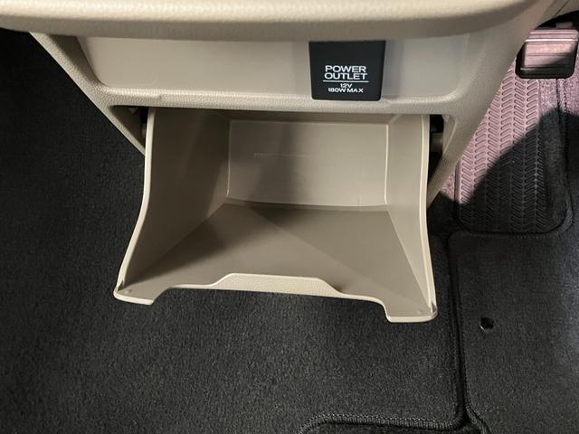 Ｎ−ＷＧＮＧ・ターボパッケージ　ＣＤステレオ　ＨＩＤ　スマートキー衝突被害軽減ブレーキ　ＣＤステレオ　ＵＳＢ　ＨＩＤヘッドライト　オートライト　オートエアコン　電動格納式ミラー　スマートキー　エコアイドル　タイヤ４本新品交換済み　ターボ（滋賀県）の中古車