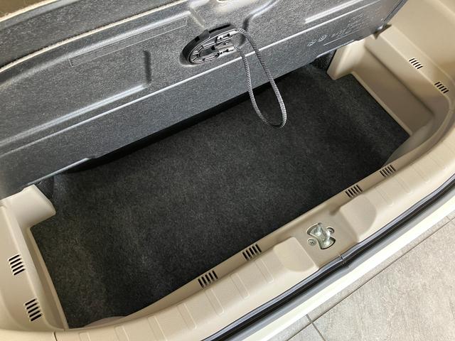 Ｎ−ＷＧＮＧ・ターボパッケージ　ＣＤステレオ　ＨＩＤ　スマートキー衝突被害軽減ブレーキ　ＣＤステレオ　ＵＳＢ　ＨＩＤヘッドライト　オートライト　オートエアコン　電動格納式ミラー　スマートキー　エコアイドル　タイヤ４本新品交換済み　ターボ（滋賀県）の中古車