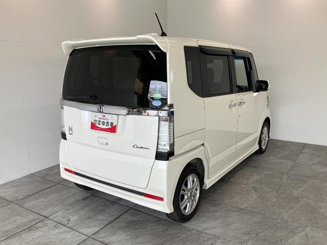 Ｎ−ＢＯＸカスタムＧ・Ｌパッケージ　ワンセグナビ　左側電動スライドドア　ＨＩＤワンセグナビ　ＥＴＣ　左側電動スライドドア　ＨＩＤヘッドライト　オートライト　オートエアコン　電動格納式ミラー　スマートキー　セキュリティーアラーム　エコアイドル　タイヤ４本新品交換済み（滋賀県）の中古車