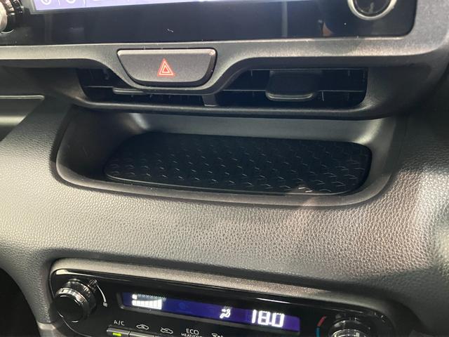 ヤリスハイブリッドX ナビ バックカメラ ドラレコ LEDトヨタセーフティセンス ナビ Bluetooth USB バックカメラ ドラレコ ETC LEDヘッドライト オートライト オートエアコン 電動格納式ミラー レーダークルーズ キーレス エコアイドル(滋賀県)の中古車