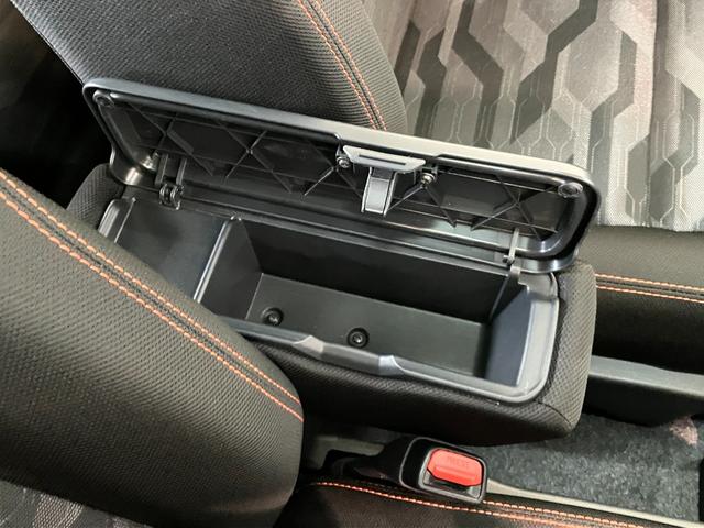 タフトＧ　１０型フルセグナビ　パノラマカメラ　前後ドラレコ衝突被害軽減ブレーキ　コーナーセンサー　１０型フルセグナビ　ＤＶＤ再生　Ｂｌｕｅｔｏｏｔｈ　ＵＳＢ　パノラマカメラ　前後ドラレコ　ＴＶコントロール　前席シートヒーター　ＬＥＤ　ラギットパックグリル（滋賀県）の中古車