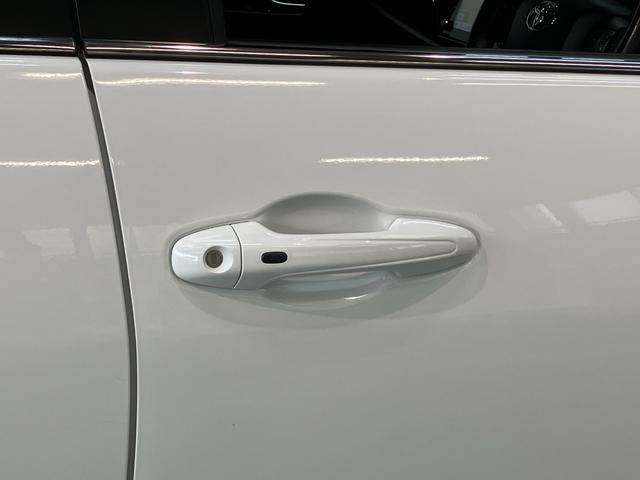 ハイラックスZ GRスポーツ 4WD フルセグナビ パノラマ 車検整備付トヨタセーフティセンス コーナセンサー ナビ フルセグTV Bluetooth USB パノラマカメラ ETC オートエアコン LED レーダークルーズ 4WD デフロック パドルシフト スマートキー(滋賀県)の中古車