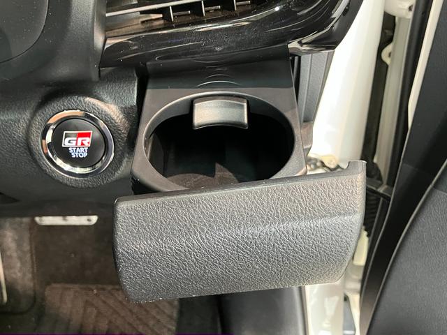 ハイラックスZ GRスポーツ 4WD フルセグナビ パノラマ 車検整備付トヨタセーフティセンス コーナセンサー ナビ フルセグTV Bluetooth USB パノラマカメラ ETC オートエアコン LED レーダークルーズ 4WD デフロック パドルシフト スマートキー(滋賀県)の中古車