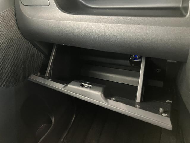 タントカスタムＸトップエディションＶＳ　ＳＡ３　ナビ　Ｐカメラ衝突被害軽減ブレーキ　フルセグナビ　Ｂｌｕｅｔｏｏｔｈ　ＤＶＤ　ＵＳＢ　パノラマカメラ　両側電動スライドドア　シートヒーター　ＬＥＤ　オートライト　スマートキー　エコアイドル　タイヤ４本新品交換済（滋賀県）の中古車
