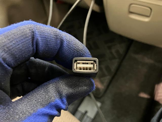 タントＸ　フルセグナビ　左側電動スライドドア　スマートキーフルセグナビ　ＤＶＤ再生　Ｂｌｕｅｔｏｏｔｈ　ＵＳＢ　左側電動スライドドア　電動格納式ミラー　オートエアコン　スマートキー　マニュアルレベリング　エコアイドル　タイヤ４本新品交換済み（滋賀県）の中古車