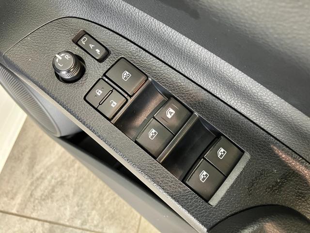 シエンタX 福祉車両 フルセグナビ Bカメラ ドラレコ 車検整備付トヨタセーフティセンス フルセグナビ DVD再生 Bluetooth USB バックカメラ ドラレコ ETC 左側電動スライドドア 電動格納式ミラー スマートキー エコアイドル 福祉車両 車検整備付(滋賀県)の中古車